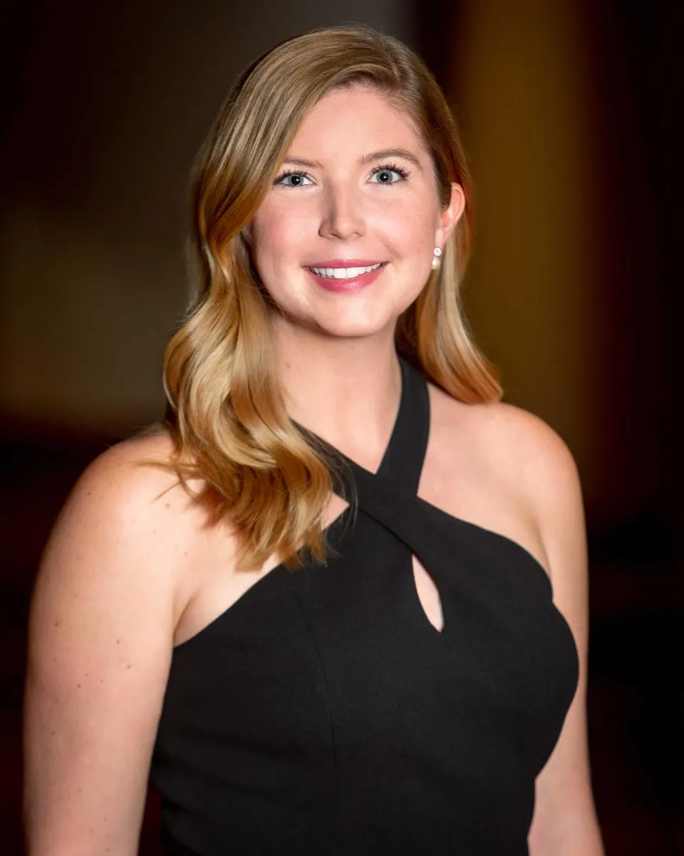 Maggie Miller image